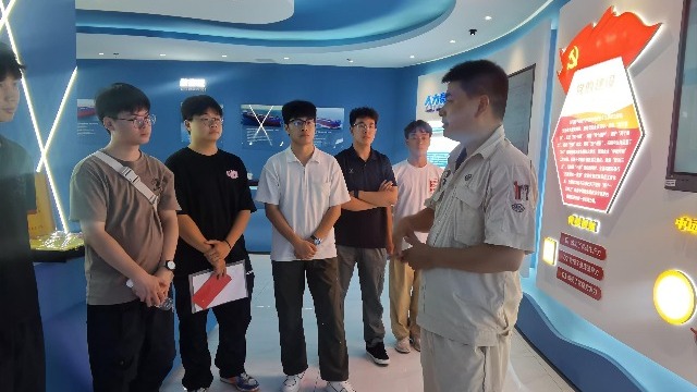 扬州工职院“扬州工”匠心服务团：探寻扬州工文化 孕育新时代工匠